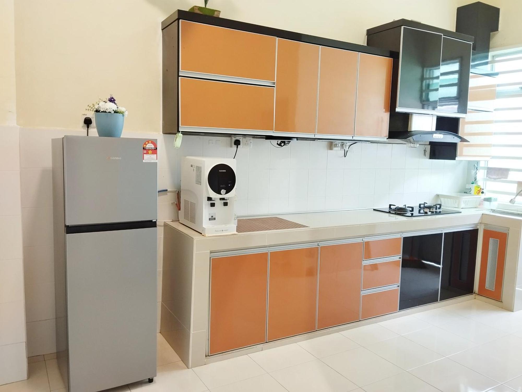 Cosy Casa Hana 4Br 3B クアンタン エクステリア 写真